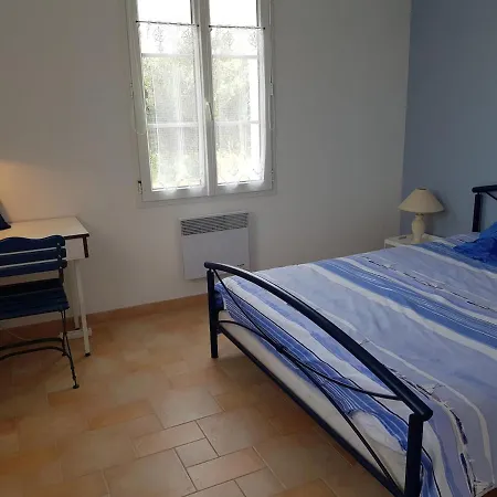 度假居 Maison Familiale Pres De La 里维多瓦海滩