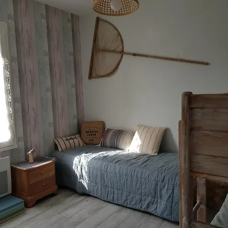 度假居 Maison Familiale Pres De La 里维多瓦海滩