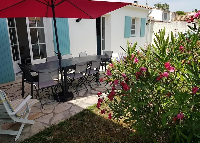 Дом отдыха Maison Familiale Pres De La *